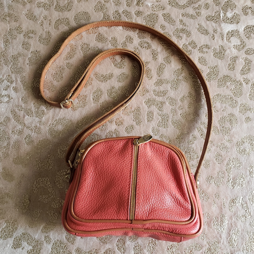 VALENTINA Genuine Leather Crossbody Handbag Purse Made In Italy MSRP $199